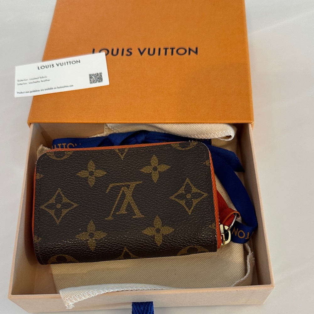 Louis Vuitton monogram zippy multicartes poppy